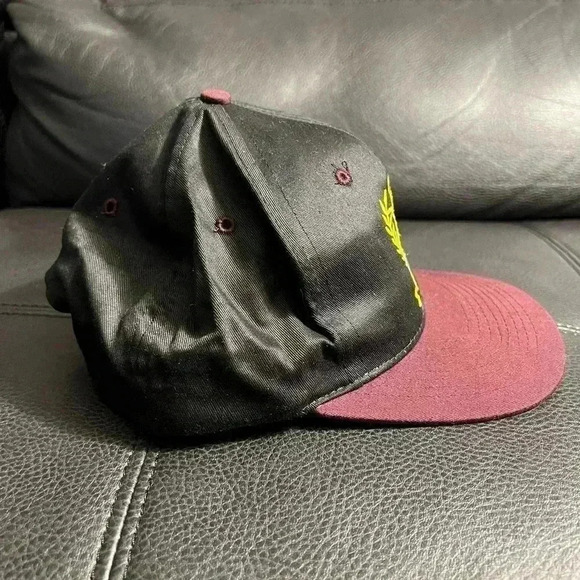 Beverly Hill SnapBack - Picture 3 of 5